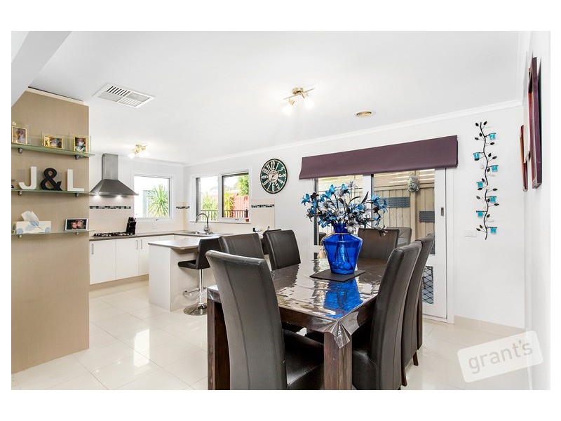 22 Whimbrel Crescent, Carrum Downs VIC 3201