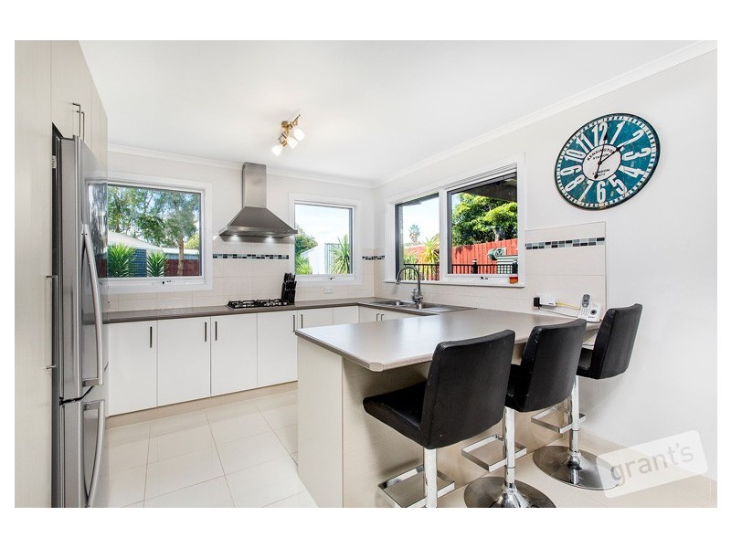 22 Whimbrel Crescent, Carrum Downs VIC 3201