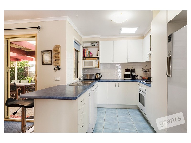 5 Opal Court, Skye VIC 3977