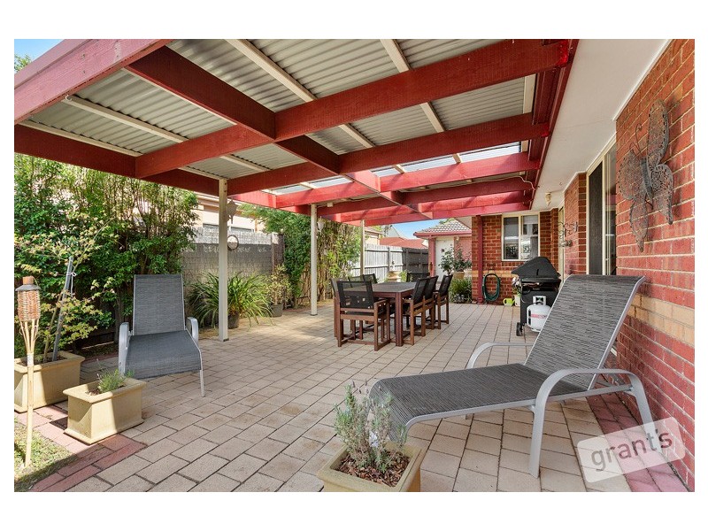 5 Opal Court, Skye VIC 3977