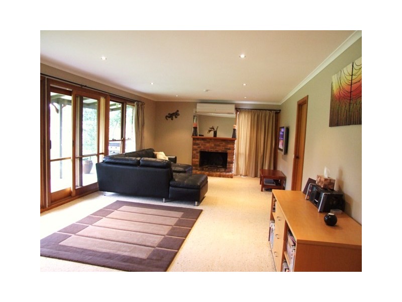350 Sand Road, Longwarry VIC 3816