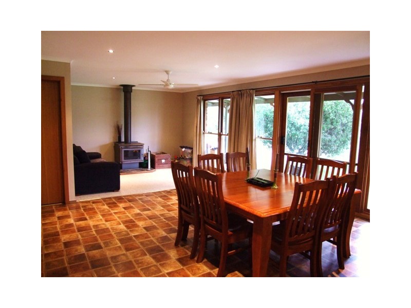 350 Sand Road, Longwarry VIC 3816