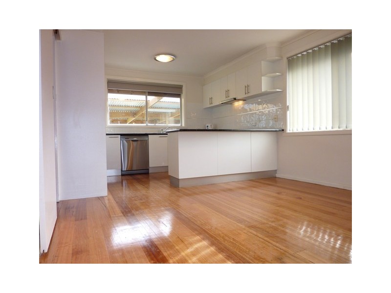 33 Princes Avenue, Longwarry VIC 3816