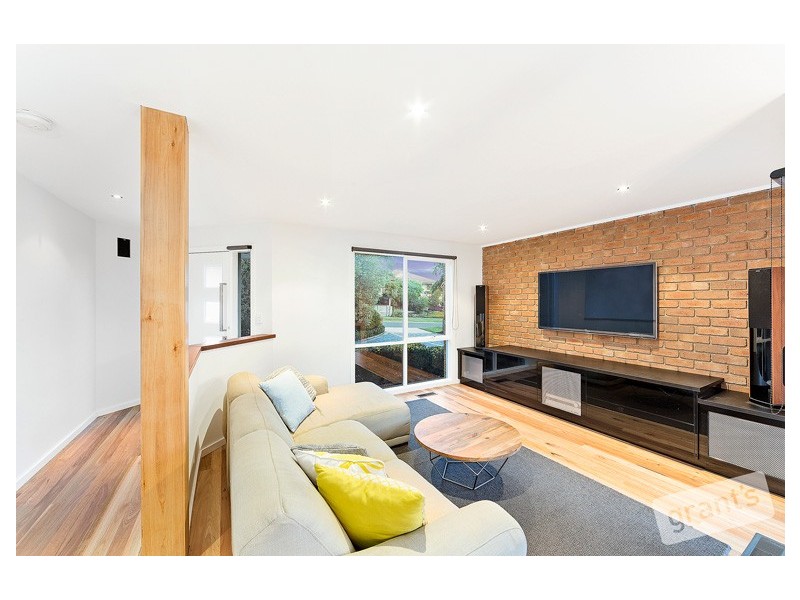 11 Nathan Court, Pakenham VIC 3810