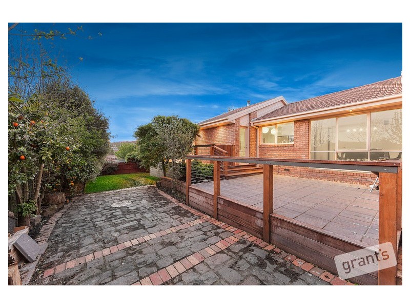 11 Nathan Court, Pakenham VIC 3810