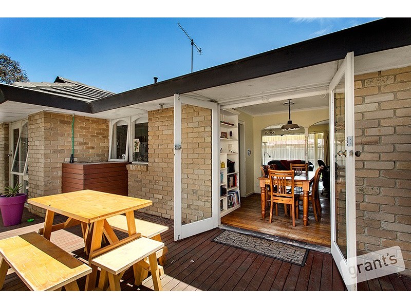 41 Valley Fair Drive, Narre Warren VIC 3805