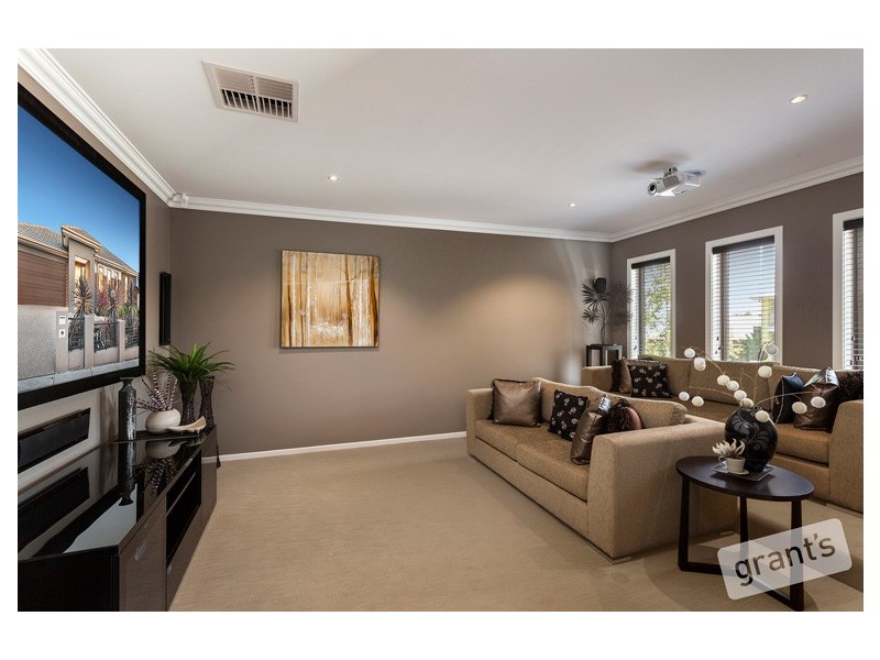 44 Grandvue Boulevard, Officer VIC 3809