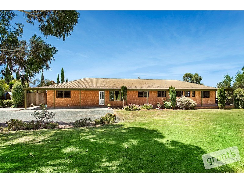 2 Oddy Street, Drouin VIC 3818