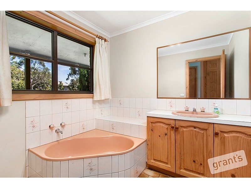 2 Oddy Street, Drouin VIC 3818