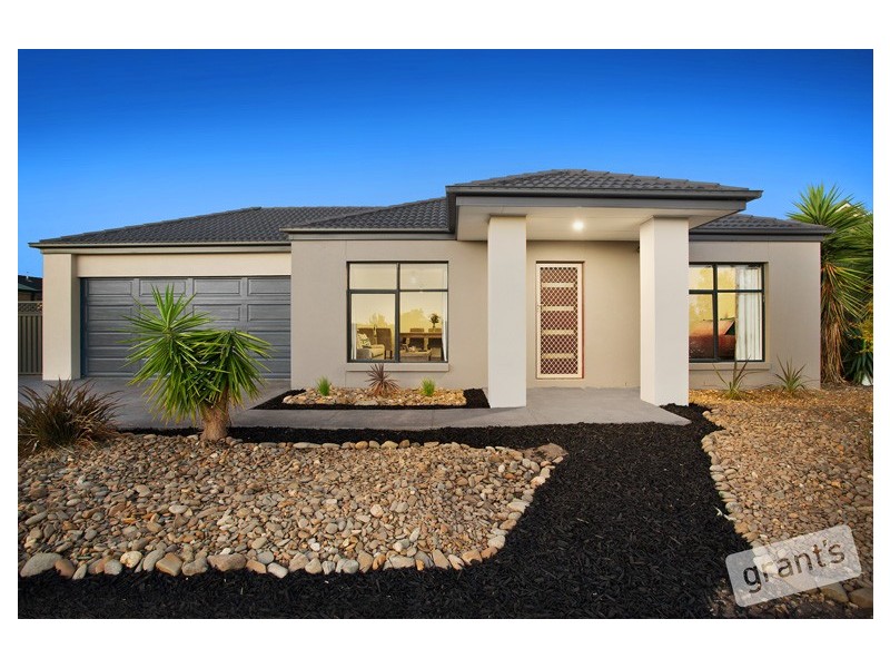 2 Sarton Link, Pakenham VIC 3810