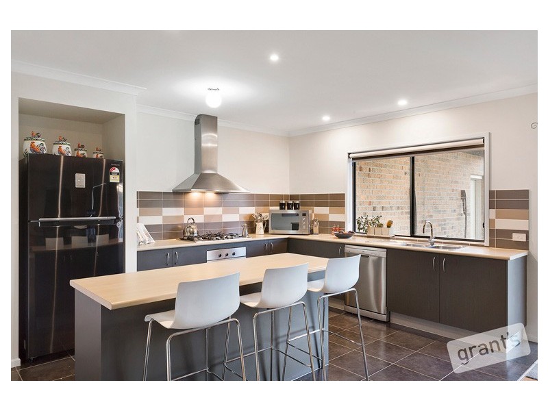 2 Sarton Link, Pakenham VIC 3810