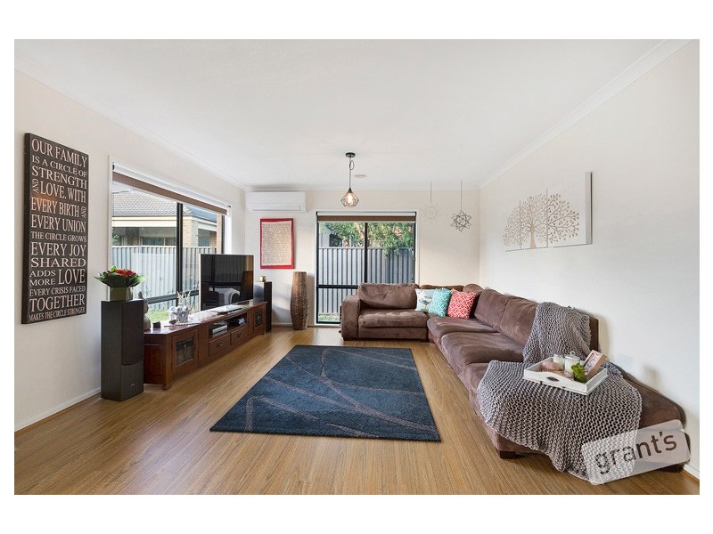 2 Sarton Link, Pakenham VIC 3810