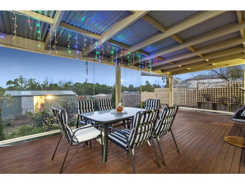 9 Lardner Road, Drouin VIC 3818