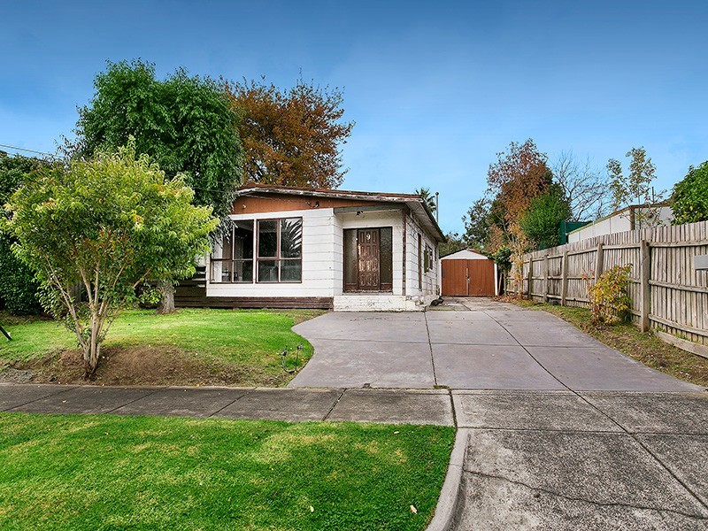 9 Gardiner Avenue, Dandenong North VIC 3175