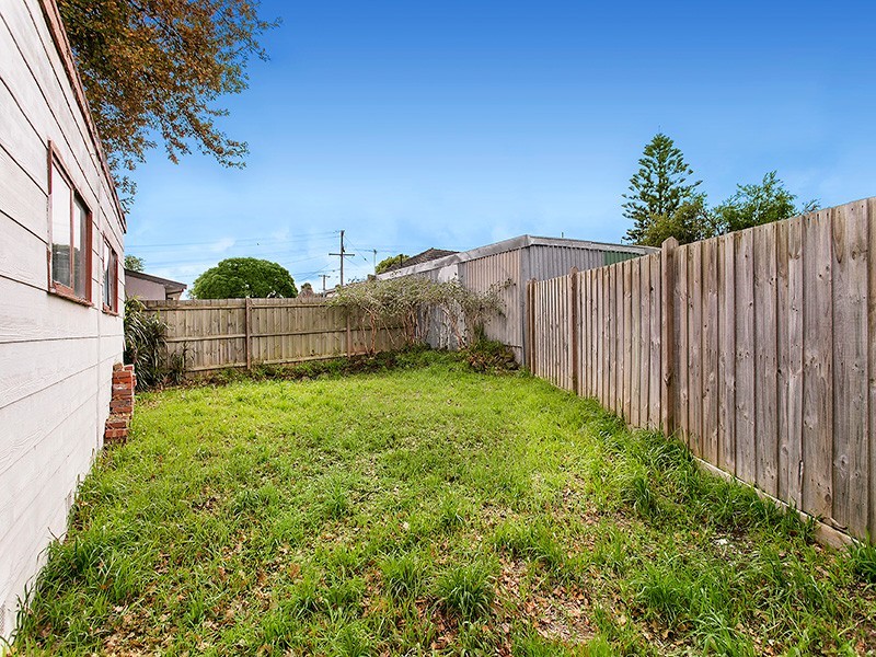 9 Gardiner Avenue, Dandenong North VIC 3175