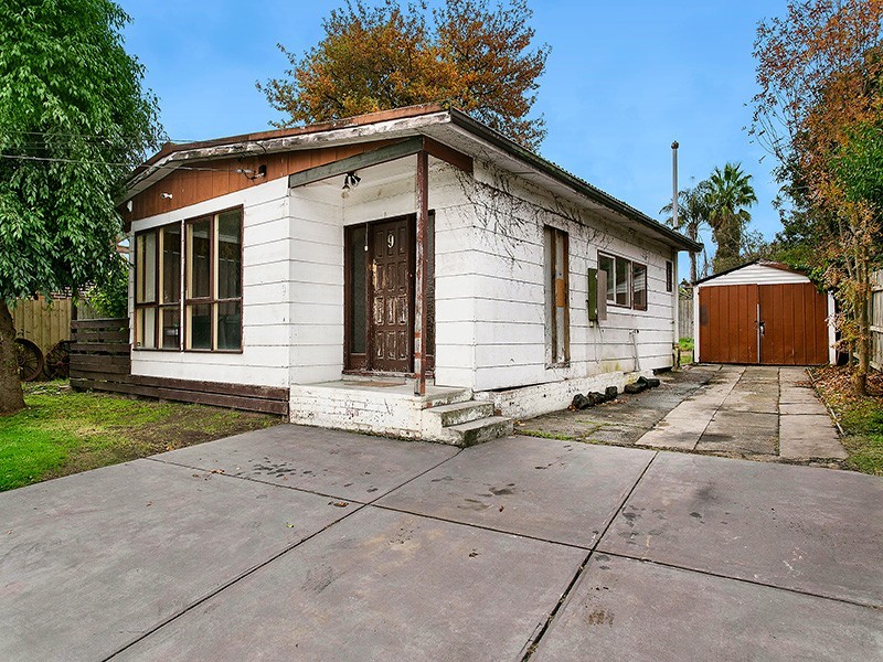 9 Gardiner Avenue, Dandenong North VIC 3175