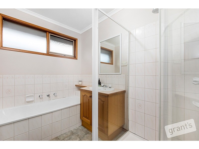 3 Rossetti Court, Pakenham VIC 3810