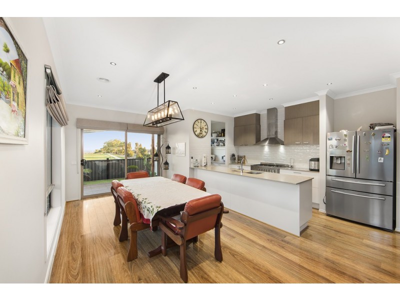 46 Superior Waters, Pakenham VIC 3810
