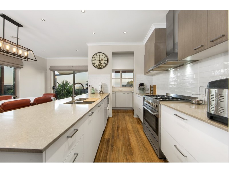 46 Superior Waters, Pakenham VIC 3810