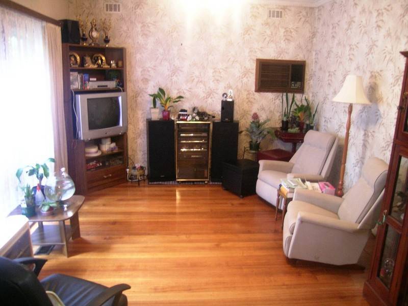 6 Sadie Court, Noble Park VIC 3174