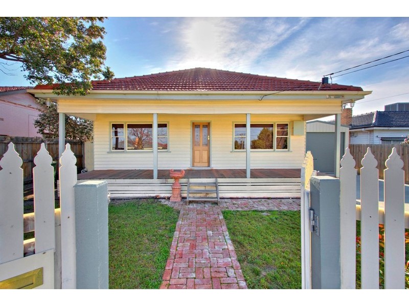 7 Trevethic Road, Springvale VIC 3171