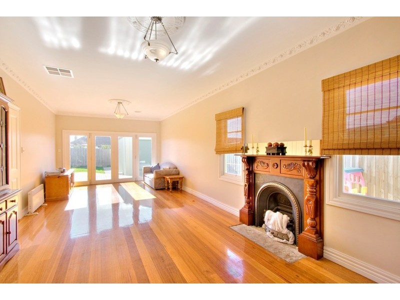 7 Trevethic Road, Springvale VIC 3171