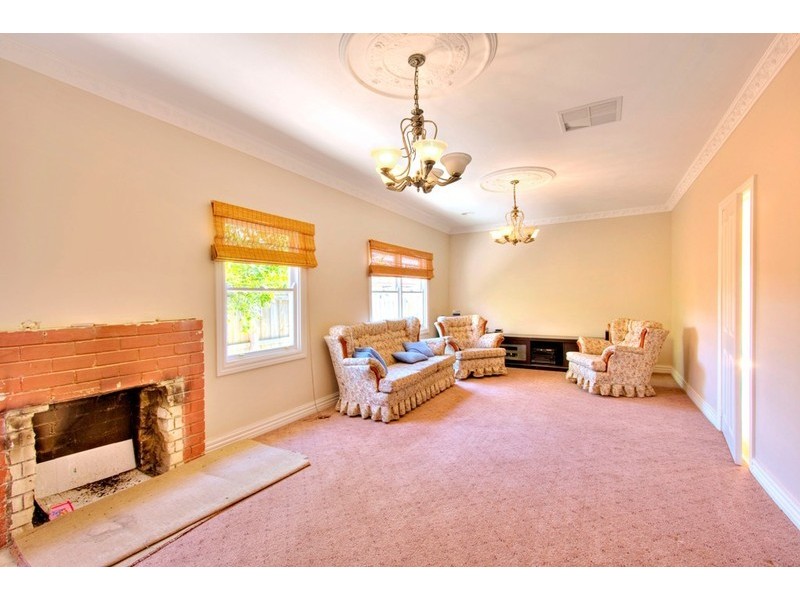 7 Trevethic Road, Springvale VIC 3171