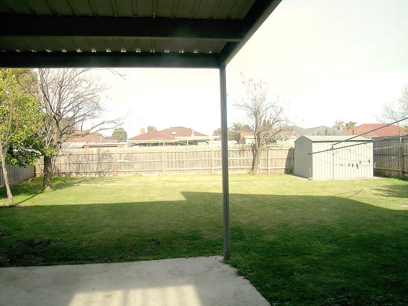 12 Ainsley Avenue, Noble Park VIC 3174