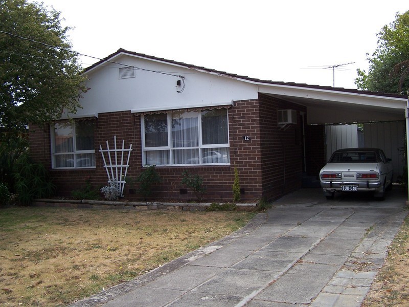 12 MacKinnon Court, Keysborough VIC 3173