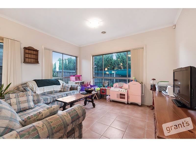 53 The Avenue, Narre Warren South VIC 3805