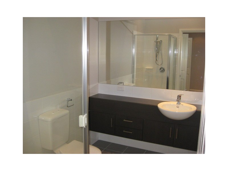 2/103-105 Springvale Road, Springvale VIC 3171