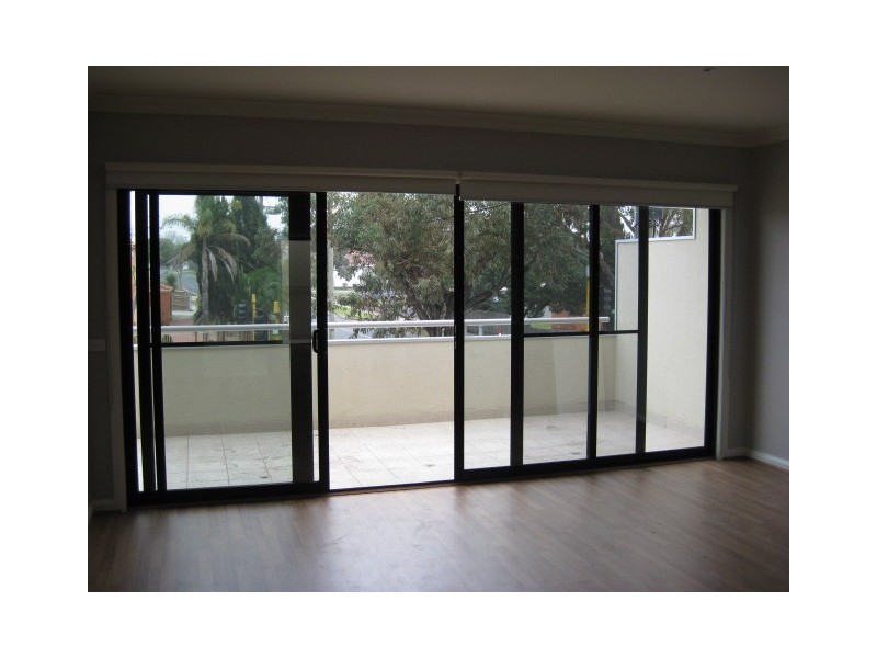 2/103-105 Springvale Road, Springvale VIC 3171