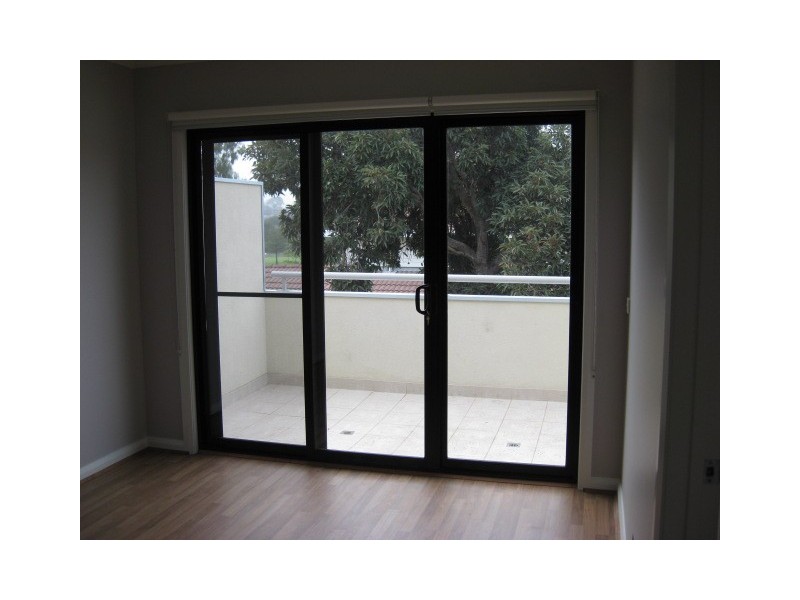 2/103-105 Springvale Road, Springvale VIC 3171