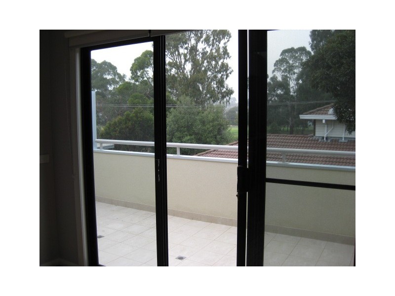 4/103-105 Springvale Road, Springvale VIC 3171