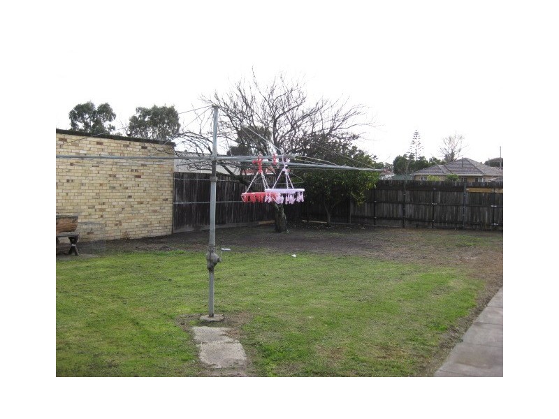 25 Glendale Road, Springvale VIC 3171