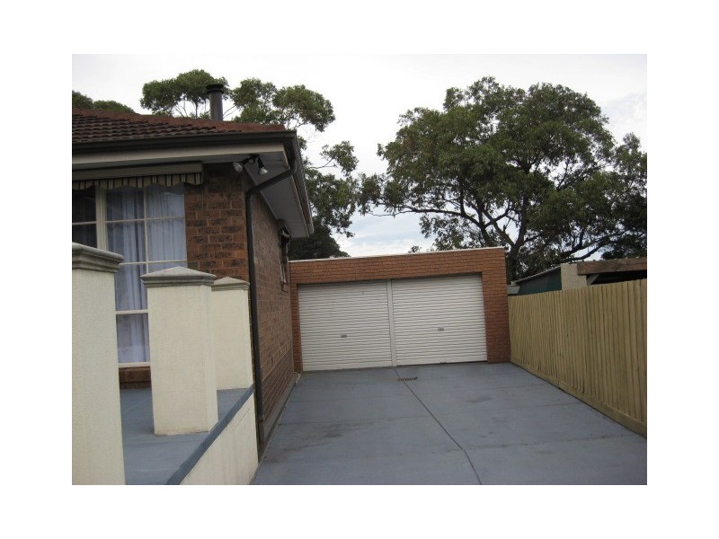 6 Kernot Crescent, Noble Park North VIC 3174