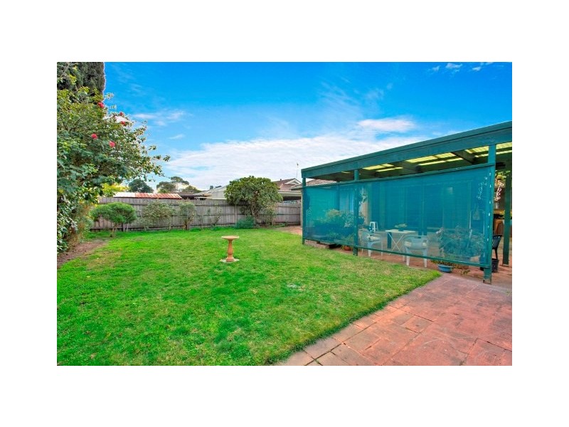 4 Wembley Court, Springvale South VIC 3172