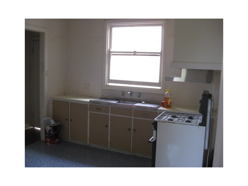 17 Loller Street, Springvale VIC 3171