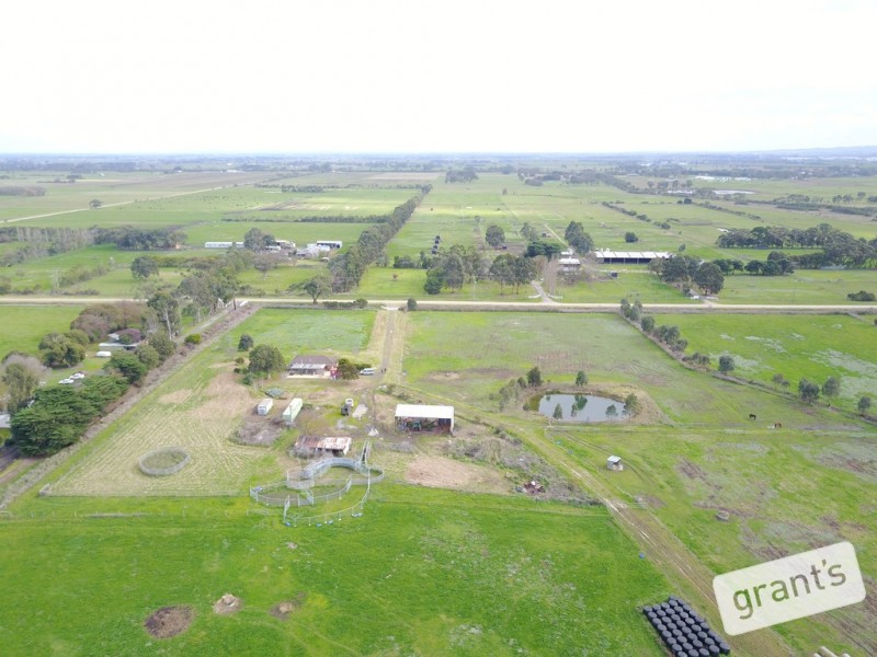 370 Five Mile Road, Pakenham South VIC 3810