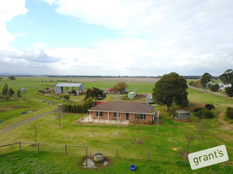 370 Five Mile Road, Pakenham South VIC 3810