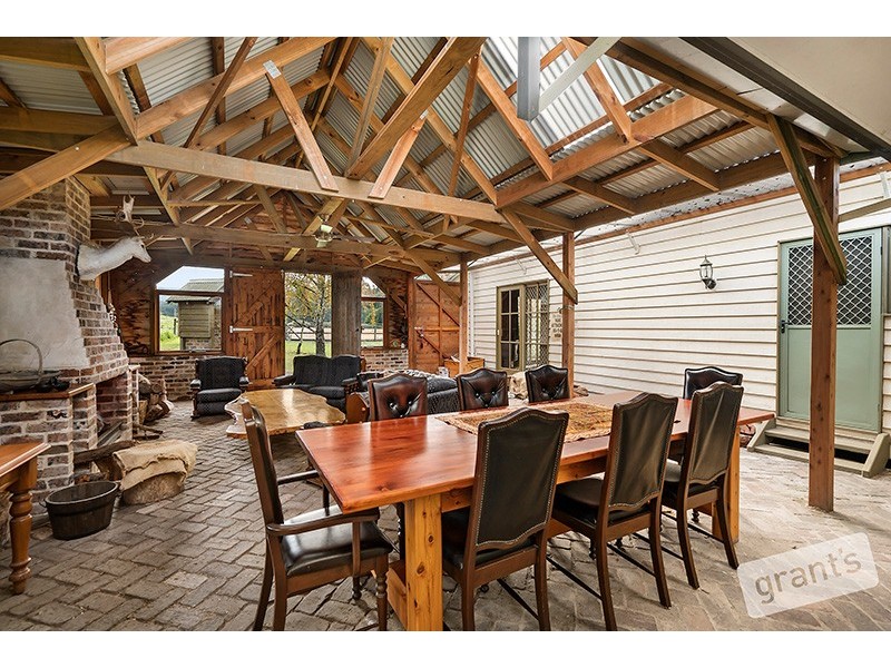 405 Garfield North Road, Garfield VIC 3814