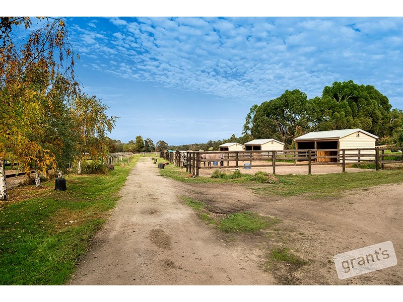 405 Garfield North Road, Garfield VIC 3814