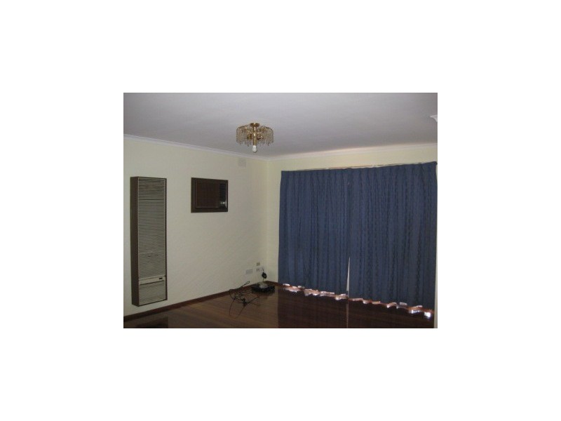 42 Spring Valley Drive, Clayton South VIC 3169