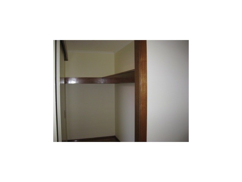 42 Spring Valley Drive, Clayton South VIC 3169