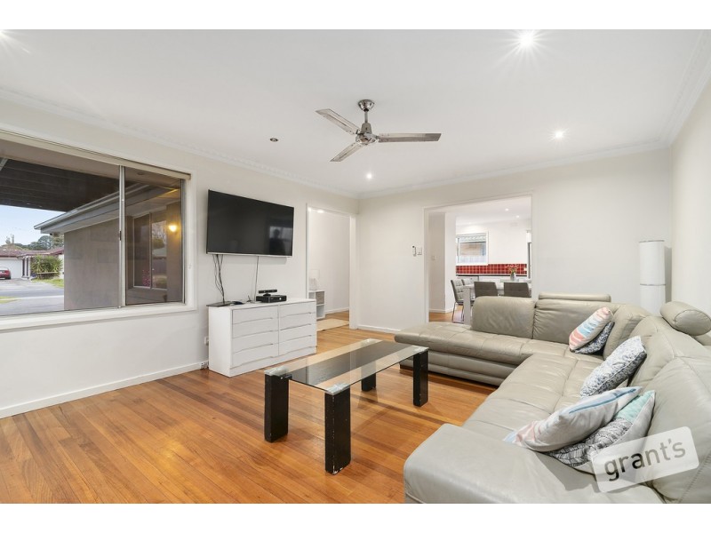 13 Campbell Parade, Cranbourne VIC 3977