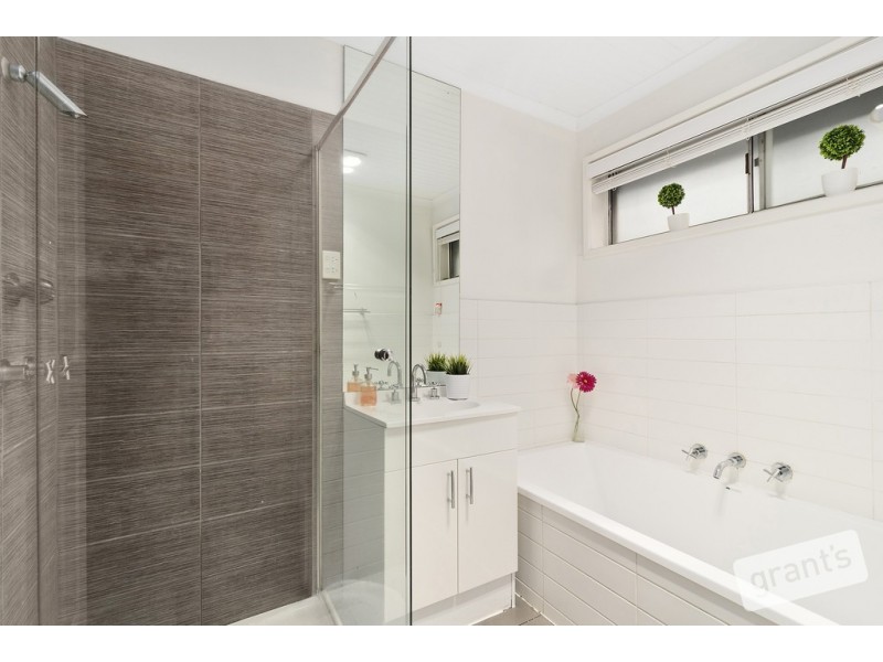 13 Campbell Parade, Cranbourne VIC 3977