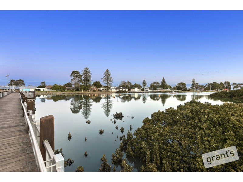 57 South Gippsland Highway, Tooradin VIC 3980