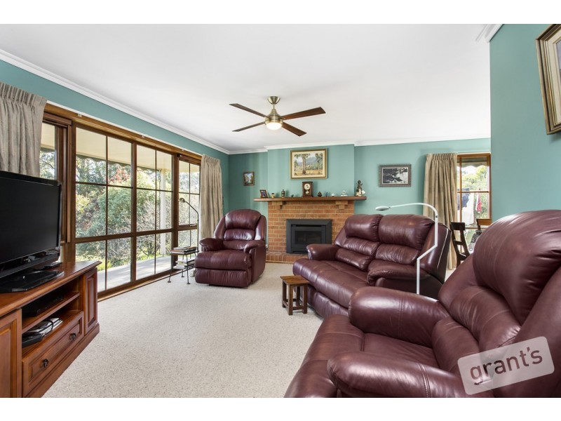 22 Manoora Road, Maryknoll VIC 3812