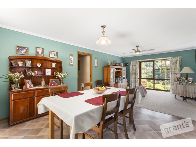 22 Manoora Road, Maryknoll VIC 3812