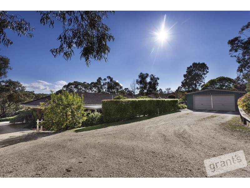 22 Manoora Road, Maryknoll VIC 3812